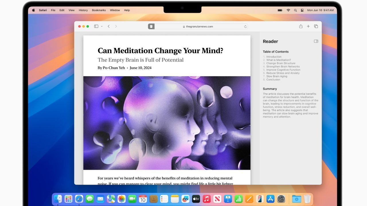 На экране MacBook отображается вкладка браузера Safari со статьей о пользе медитации для мозга, сопровождаемая абстрактной иллюстрацией лиц на фиолетовом градиентном фоне.