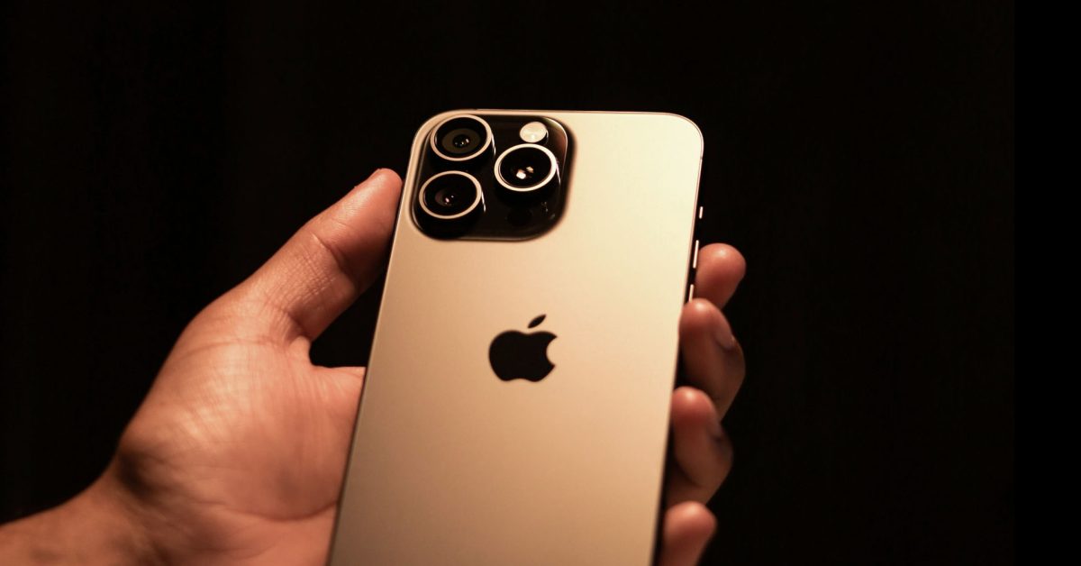 Apple ожидает, что функции ИИ увеличат продажи iPhone 16 на 10 млн единиц