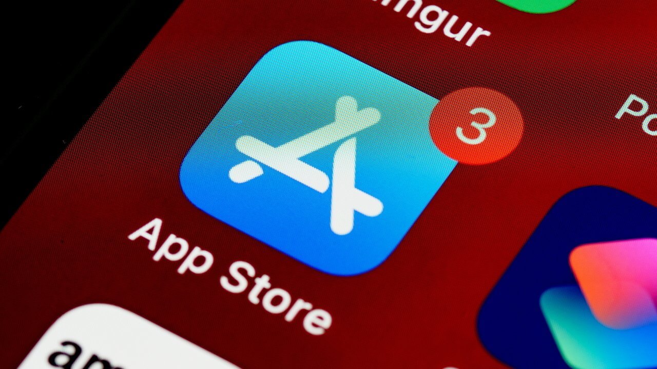 App Store вскоре может предложить ИИ-сводки отзывов пользователей о приложениях